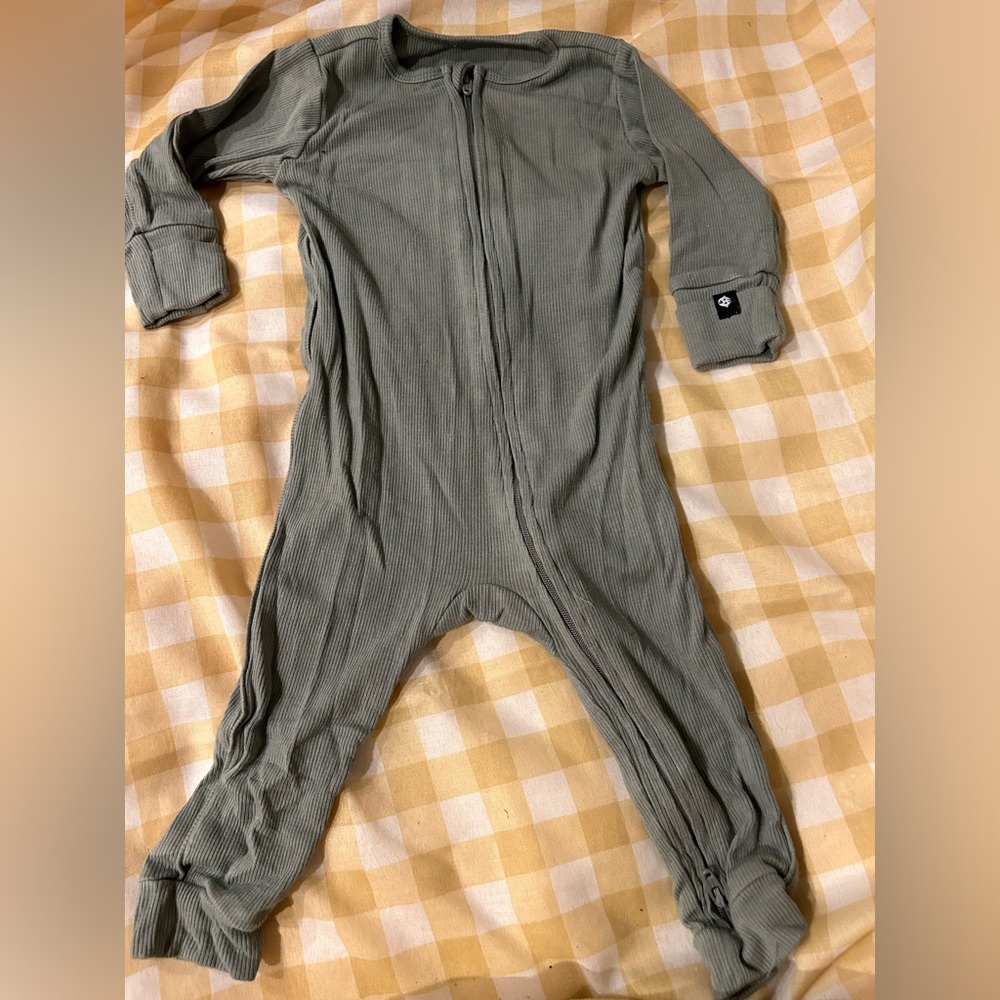 Sweet Bamboo Jammies 3-6 months